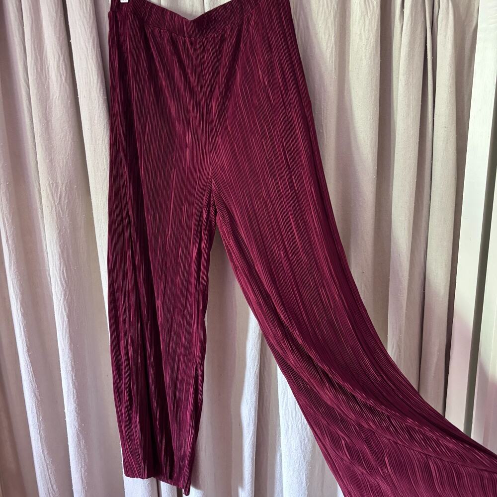 Banana Republic Sloan Plissé Wide Leg Pants Burgundy NWT Large